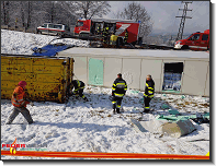 Verkehrsunfall mit LKW am 18. Dezember_03