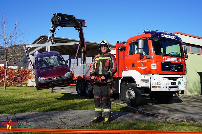 Kranführer am SRF_Feuerwehr St.Marein Mzt_Markus Hofstätter