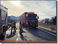 T10 - VU mit eingeklemmter Person S6_Feuerwehr St.Marein Mzt_10112021_03